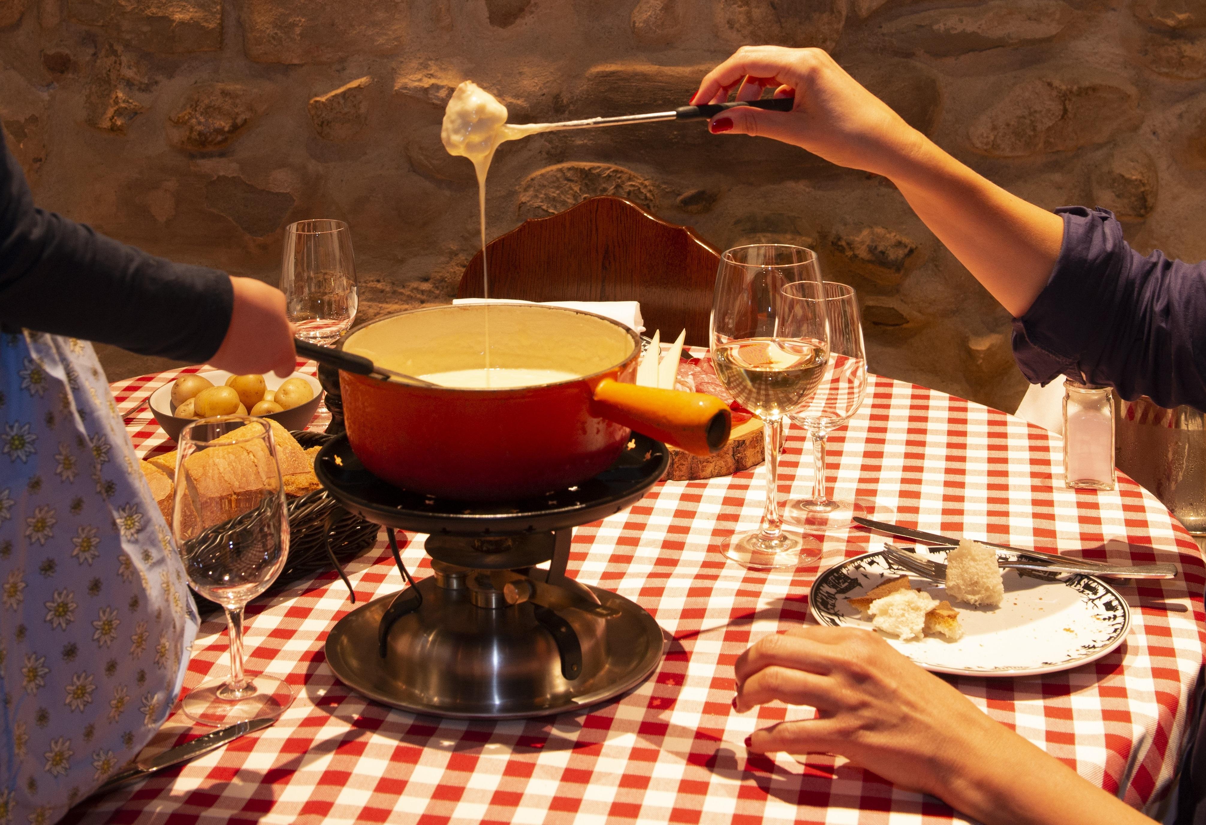 ホテル レ ザミュール ジュネーブ エクステリア 写真 Fondue